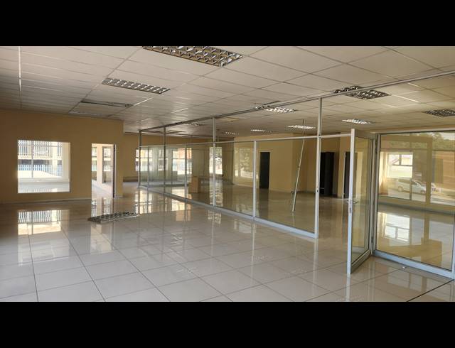 343M² OFFICE FOR SALE IN NELSPRUIT CENTRAL